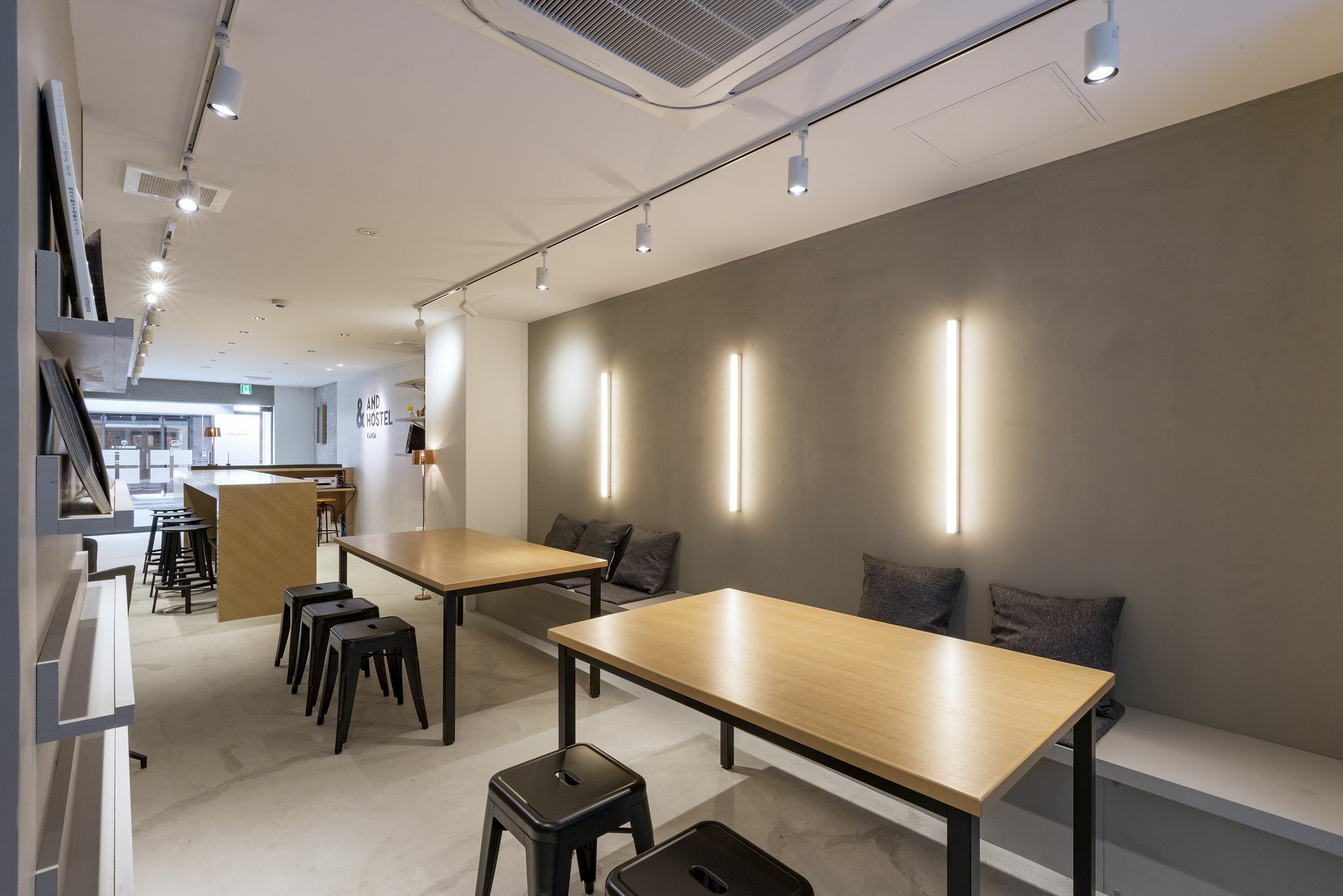 &and Kanda Hostel Tokio